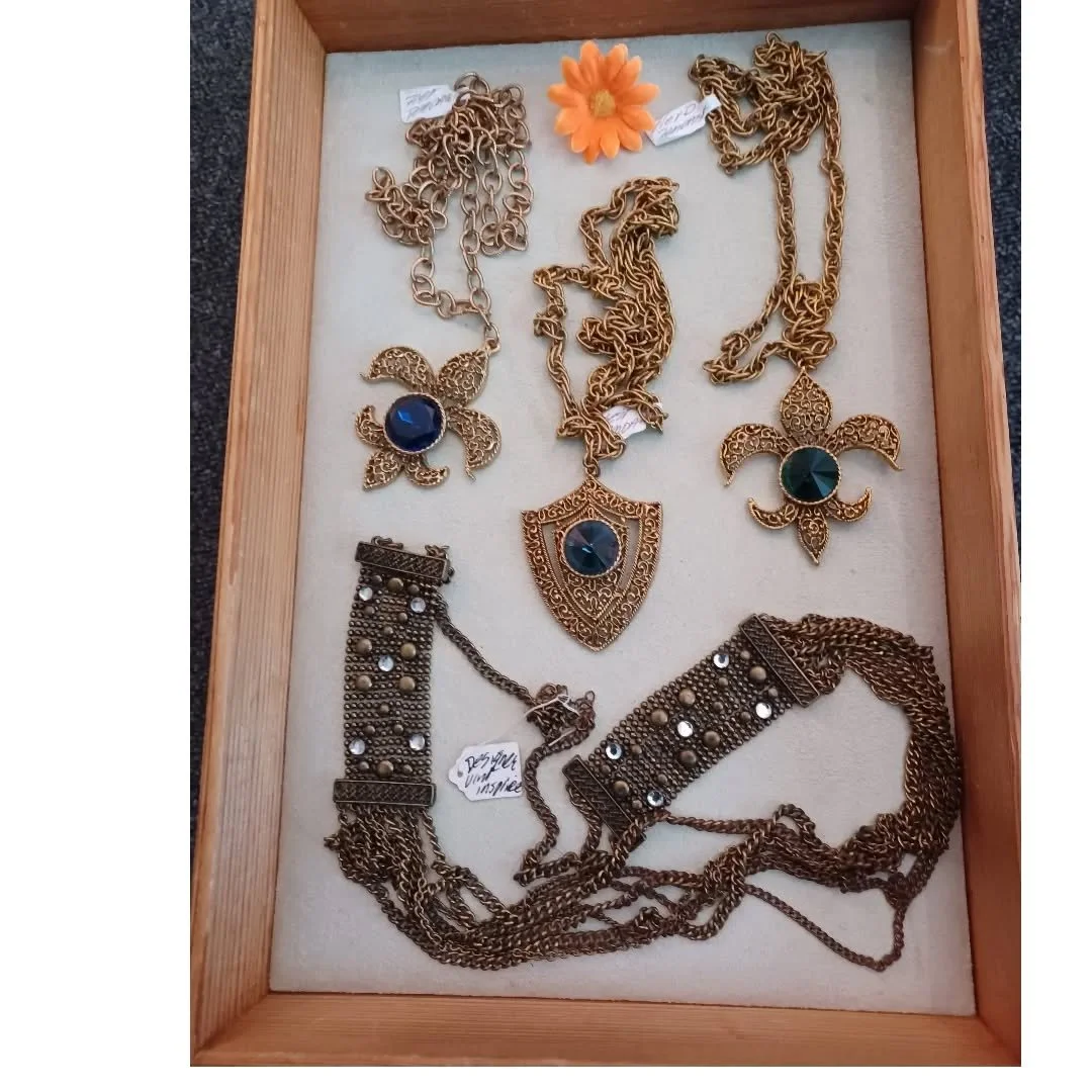 Necklaces 