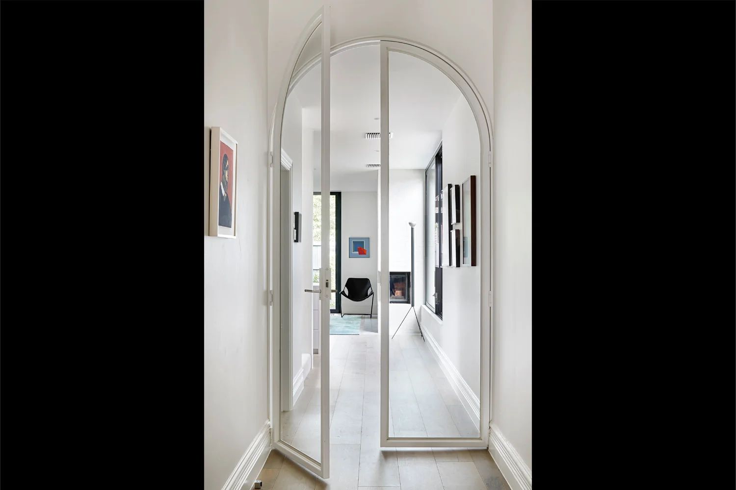 Elwood - Interior - Hallway