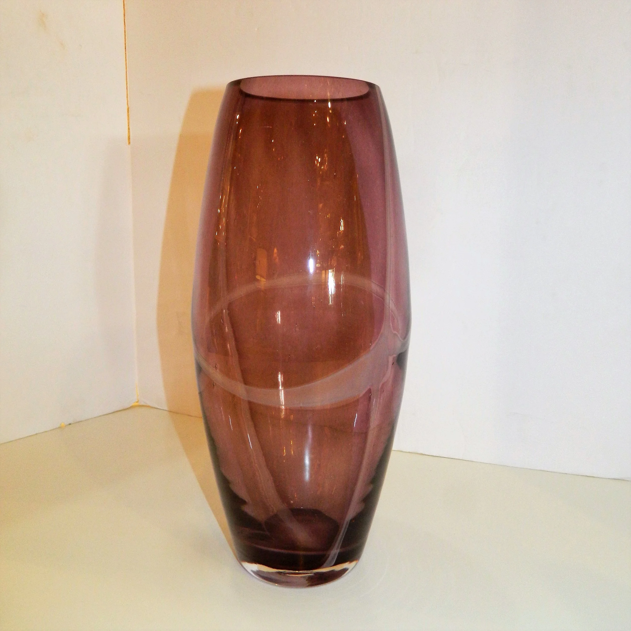 pinkvase.jpg