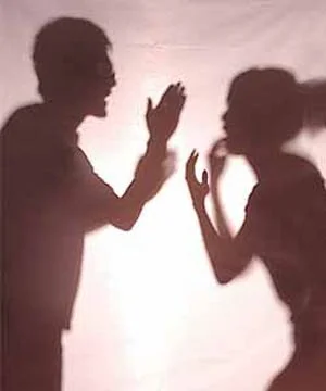 為了孩子教養，父母親常吵架