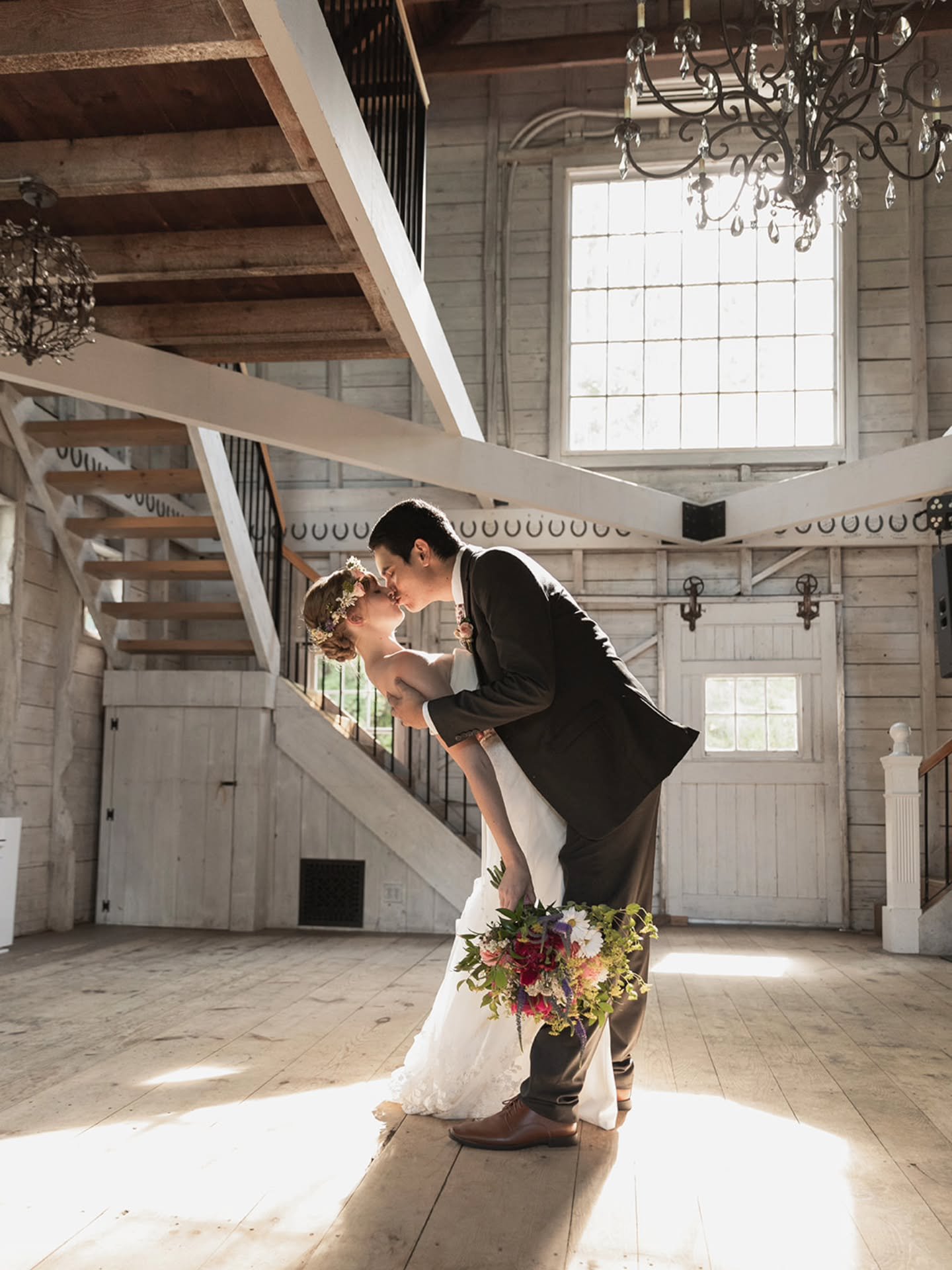 A magical moment inside the barn after the wedding ceremony with Ariana &amp; Oscar. 🥰

#mainewedding #maineelopement #maineweddingphotographer #newenglandweddingphotographer #newenglandwedding #mainebarnwedding #barnwedding