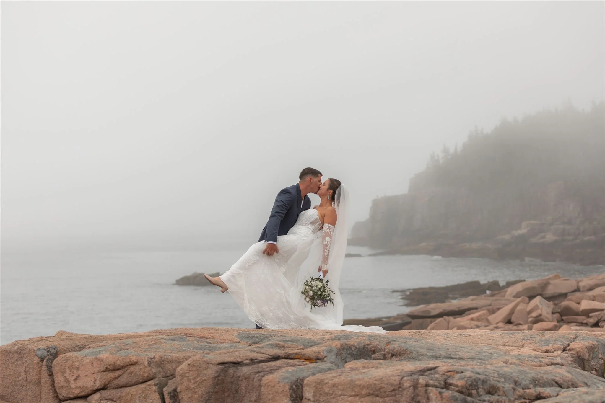 Becca & Nick-2048_websize.jpg