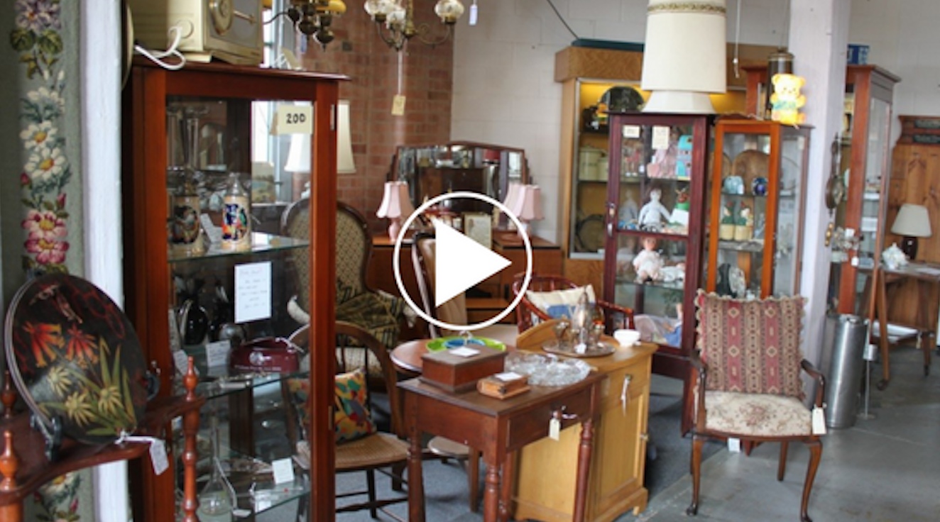 [VIDEO] Commercial Road Antiques | Newstead's Ultimate Treasure Hunt