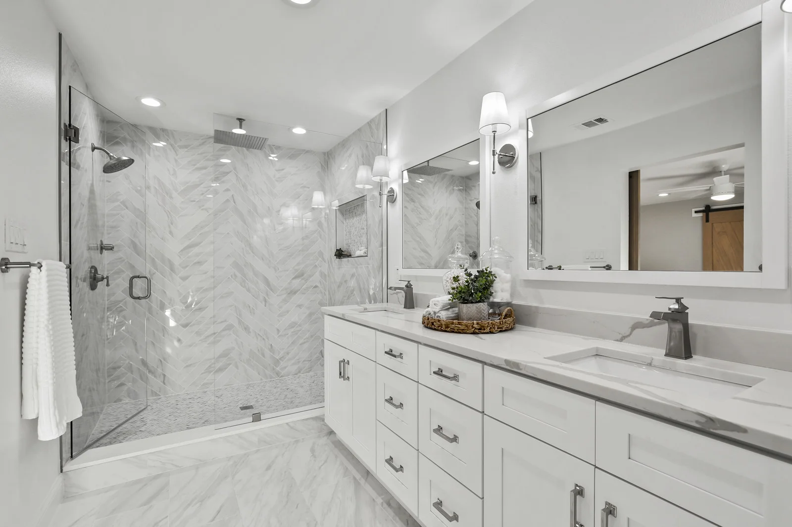 23_3808Cedarbrush_023_mls.jpg