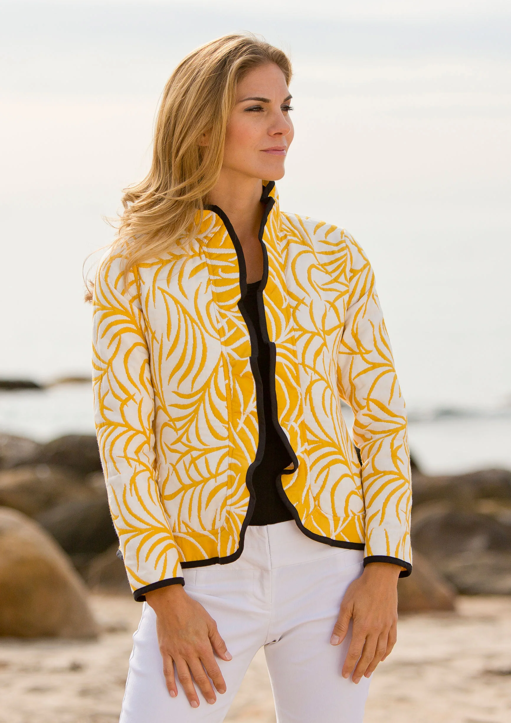 Ruffle Palm Lemon Scene