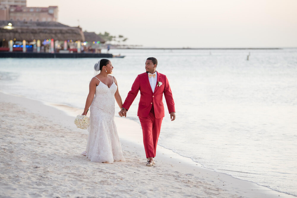 laura-how-to-plan-a-destination-wedding-in-oranjestad-aruba-hilton-aruba-resort-black-destination-bride-desti-tv-desti-guide-to-destination-weddings-2020-main.jpg