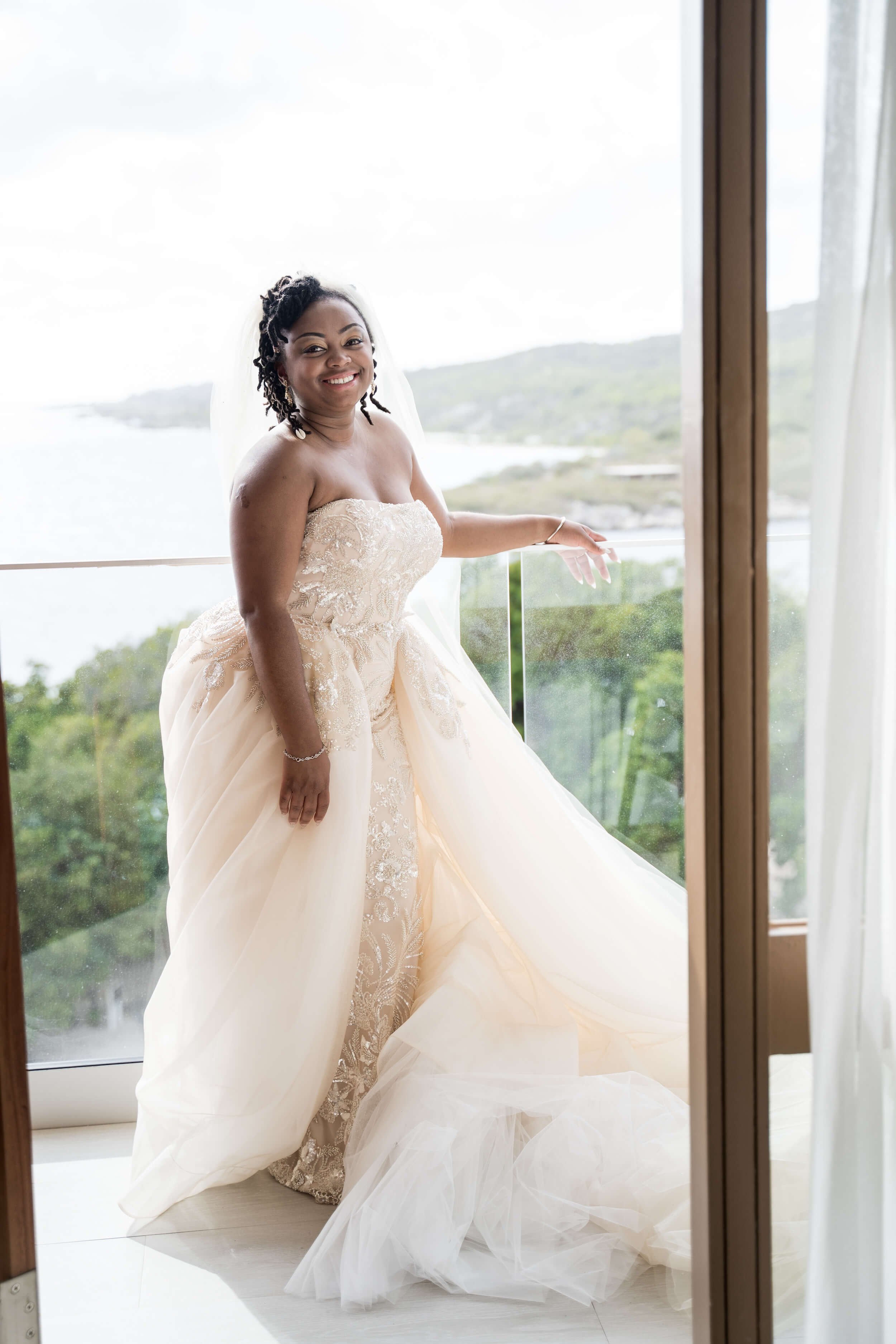 brittany-how-to-plan-a-destination-wedding-in-willemstad-curacao-dreams-curacao-resort-review-black-destination-bride-desti-tv-desti-guide-to-destination-weddings-natural-hair-locs-allure-gown2022.jpg