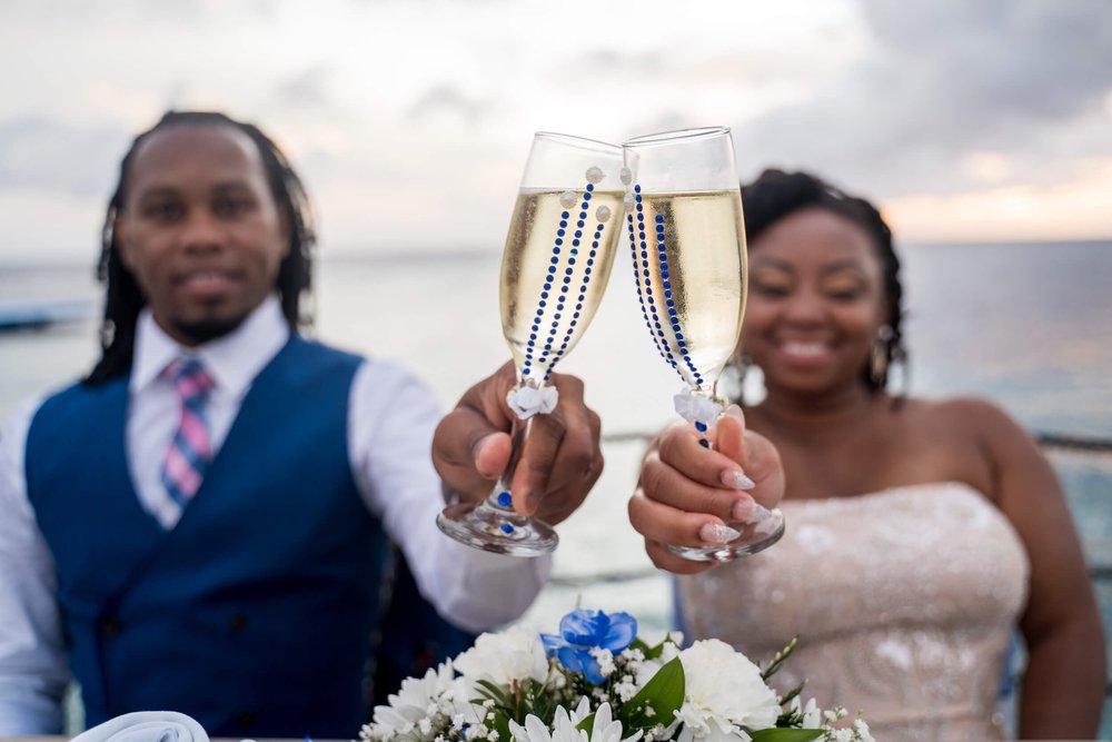 brittany-how-to-plan-a-destination-wedding-in-willemstad-curacao-dreams-curacao-resort-review-natural-hair-locs-black-destination-bride-desti-tv-desti-guide-to-destination-weddings-2022-gazebo-ceremony-barefoot-grill-reception.jpg