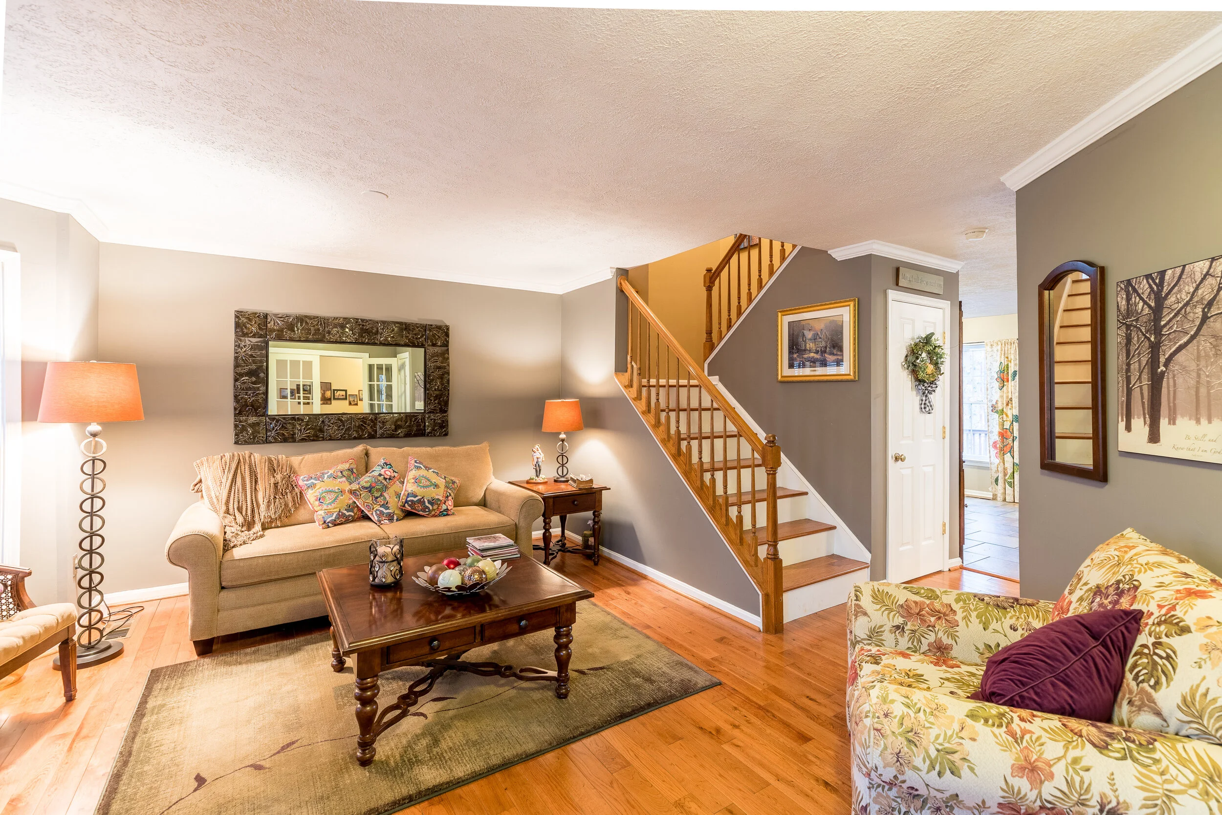 9805 Fendale Dr-15.JPG