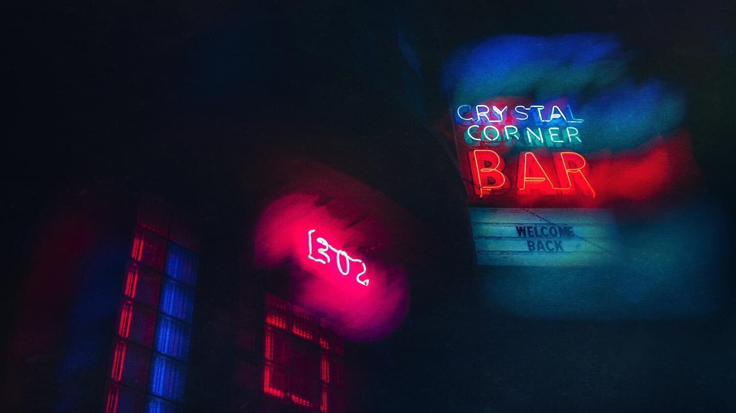 slow night_so long
.
.
.

#photography #grunge #textures #cinesomnia #photocinematica #cinematography
#moodyphotography #brutalism #brutalistarchitecture #architecturephotography #dune #dunemovie #bladerunner 
#batman #neonvibes #madison #madisonwi @