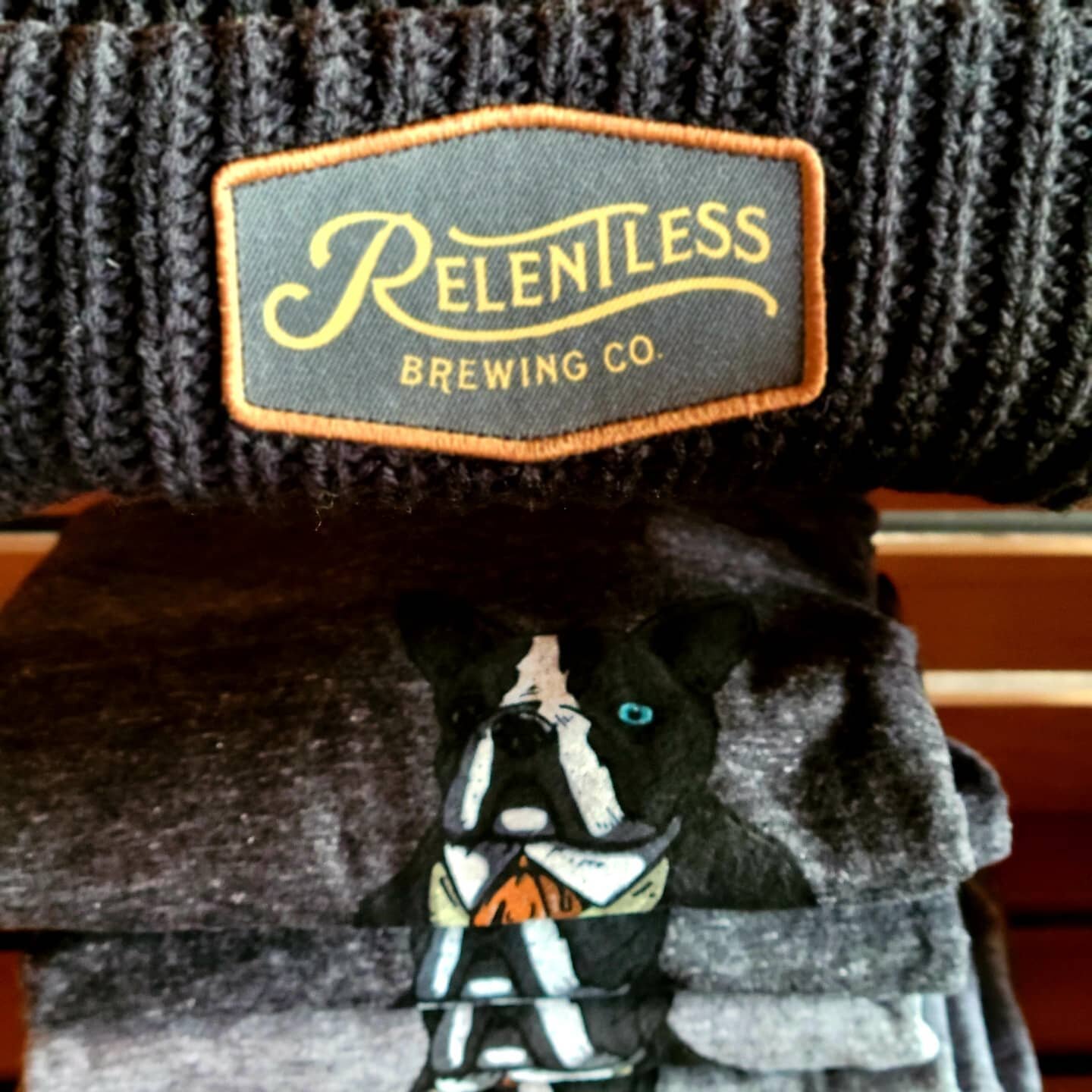 We are gearing up for the holidays. 🎄🎁🧧We have gift cards available if you don't know what to get for that special someone. 
We have everything from Shirts, Hats, Bandanas, Totes, hoodies,  Glassware and much more. Perfect to shop while you drink.