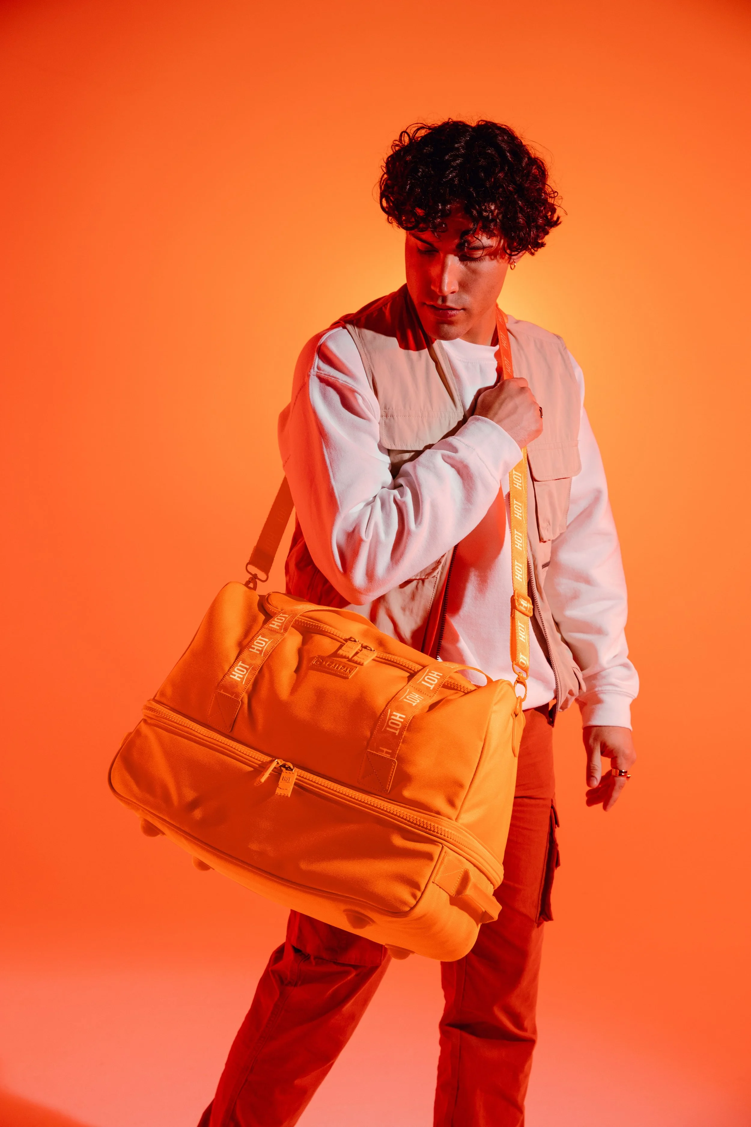 Duffel_Model_0452-min.jpg