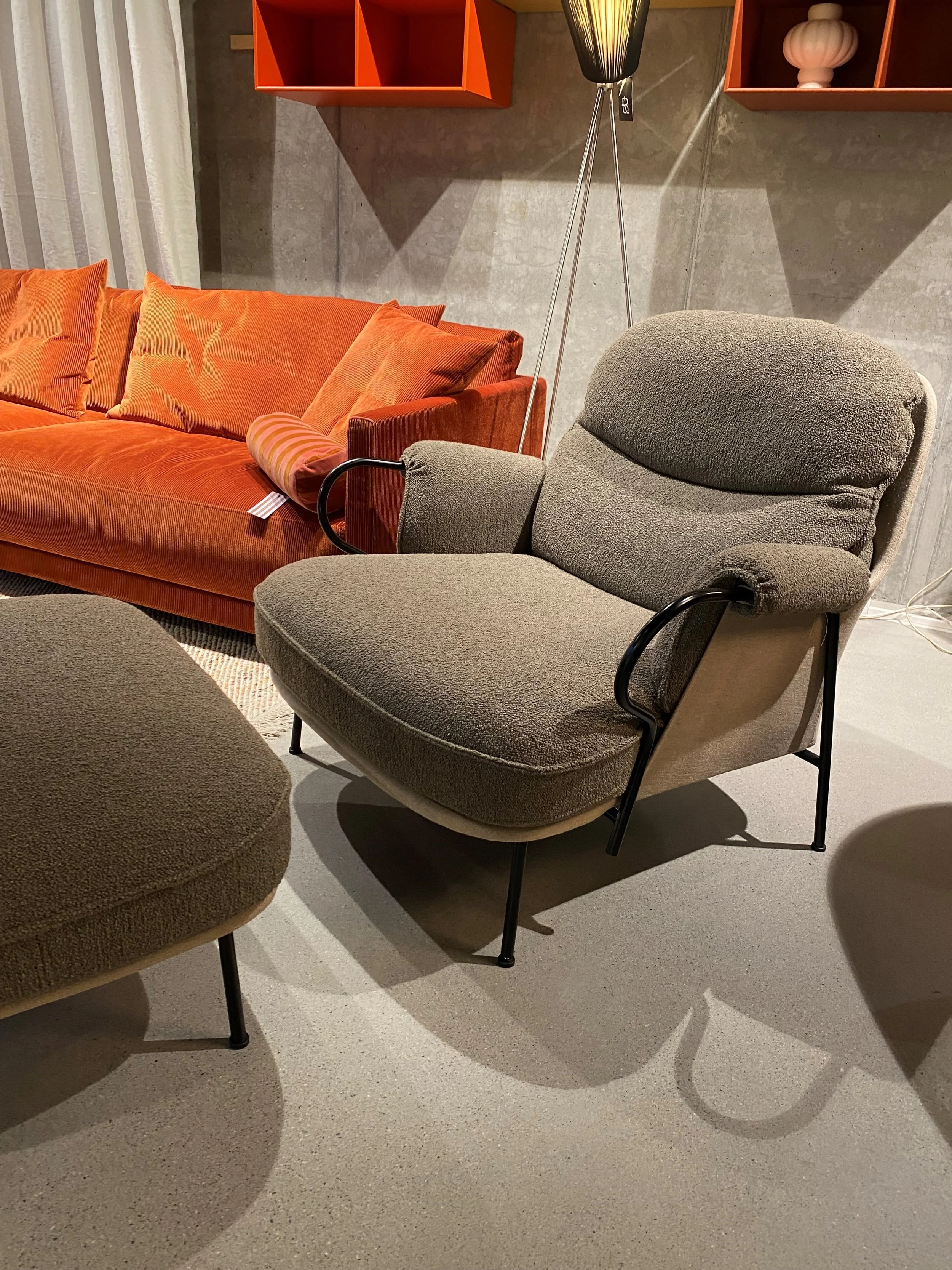 SOLGT - Lyra lenestol m/ottoman