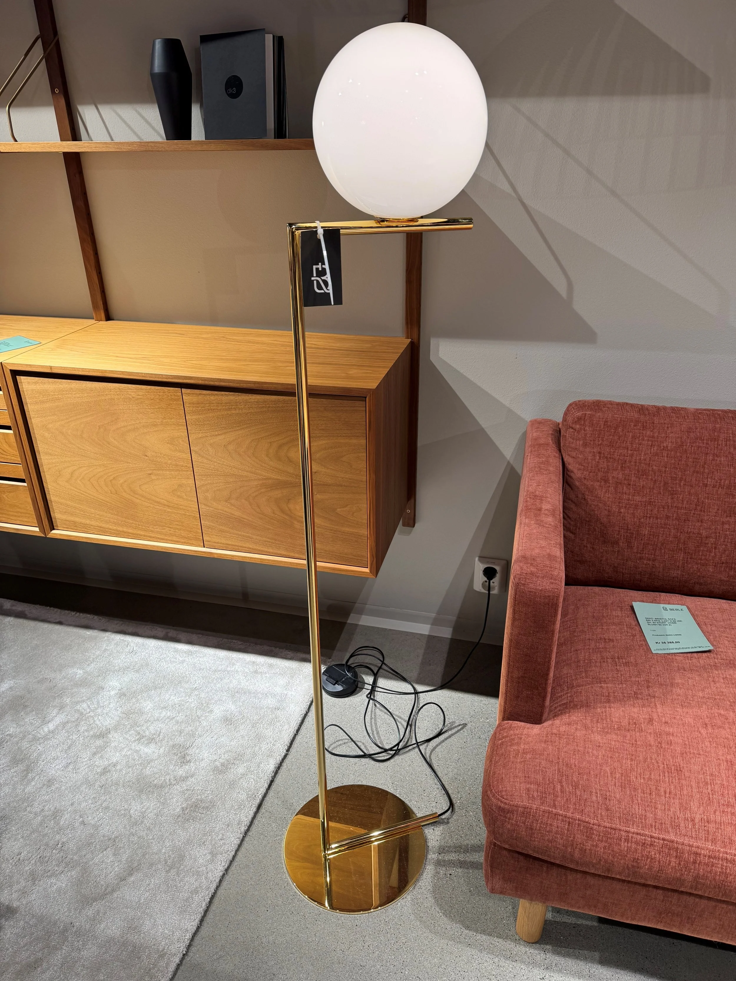 NÅ: 9.500,- IC10 jubileumsmodell