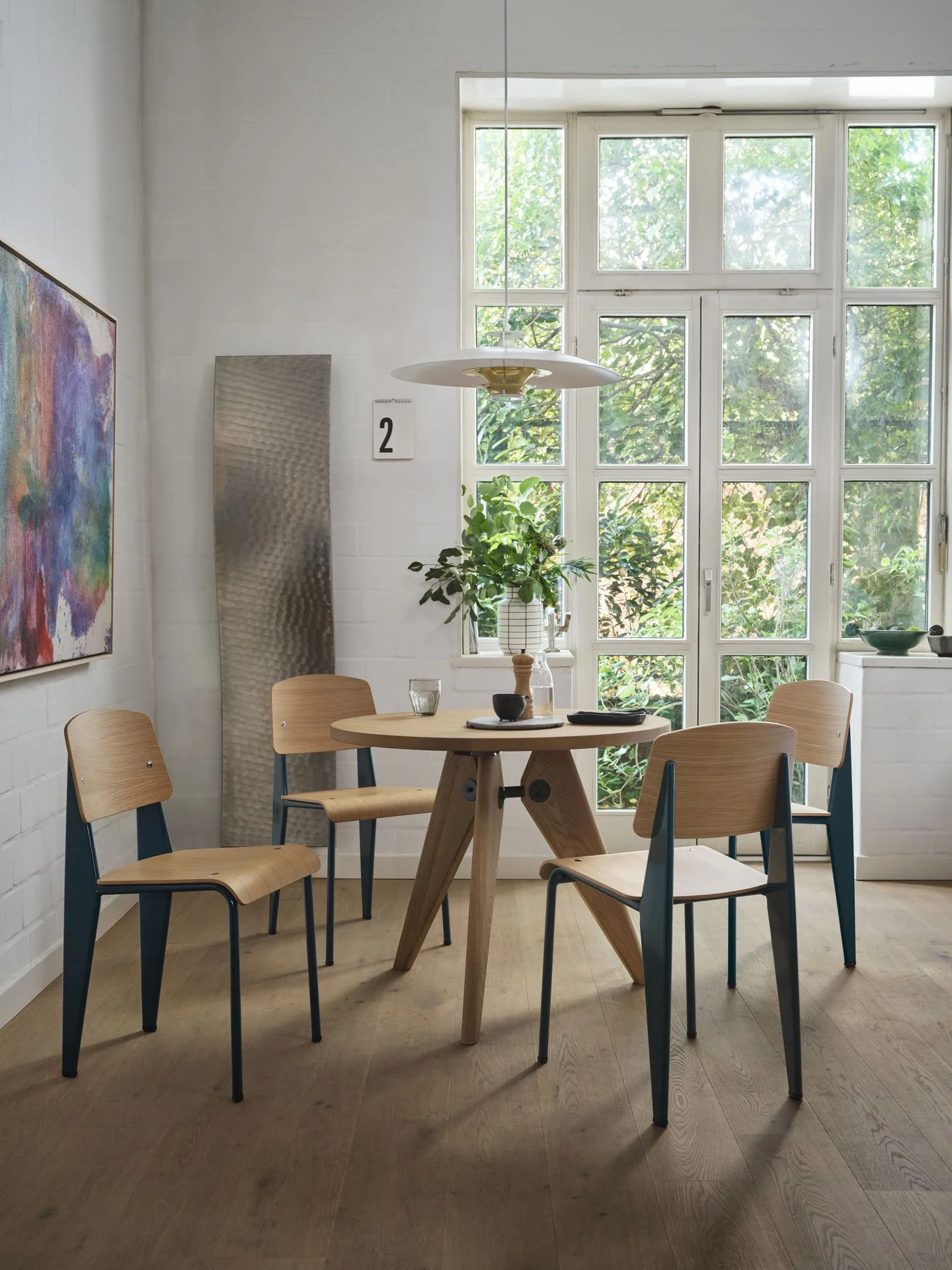 6458233_Standard Guéridon Tabouret Bois_v_fullbleed_1440x.jpg