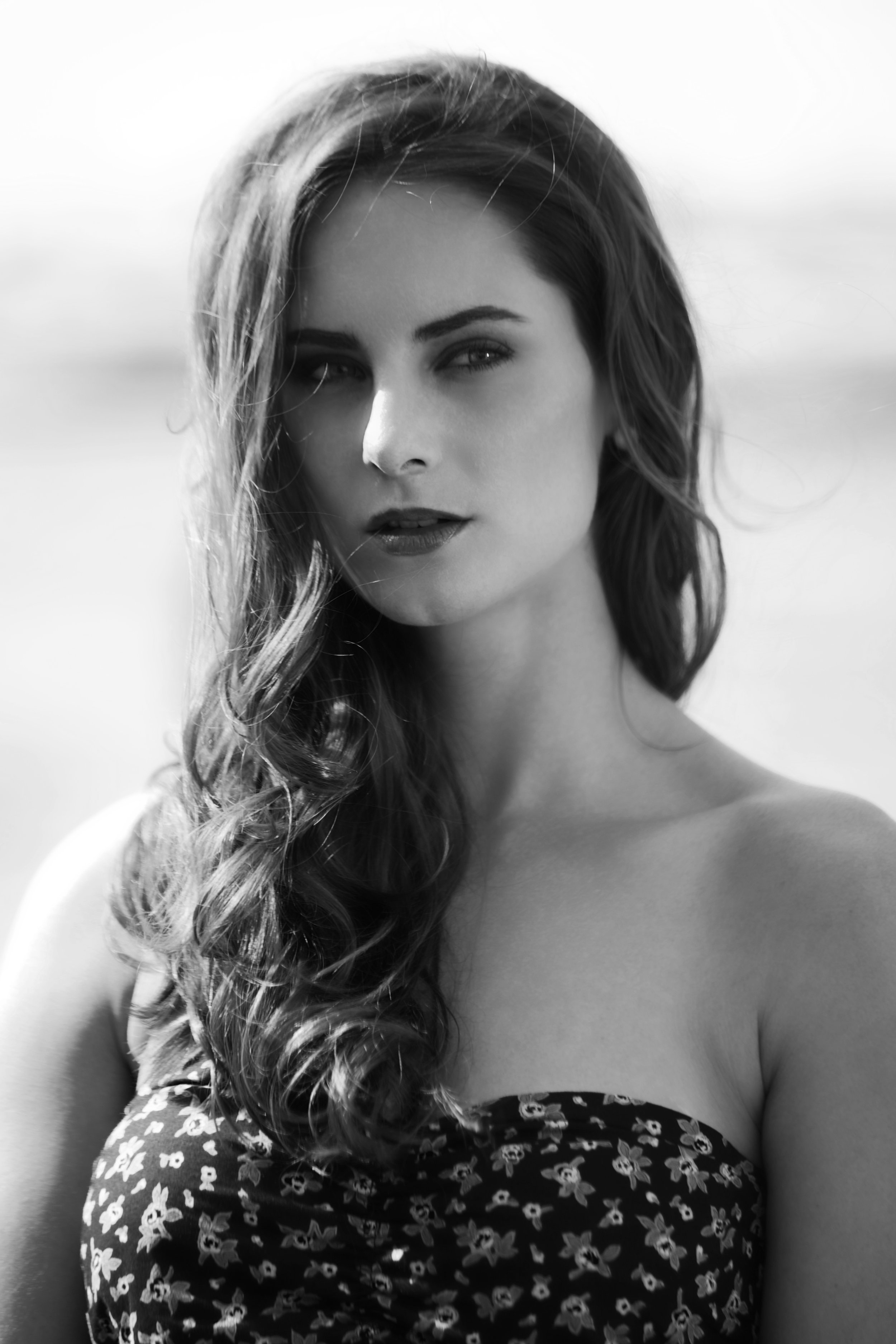 Laura4_v2.jpg