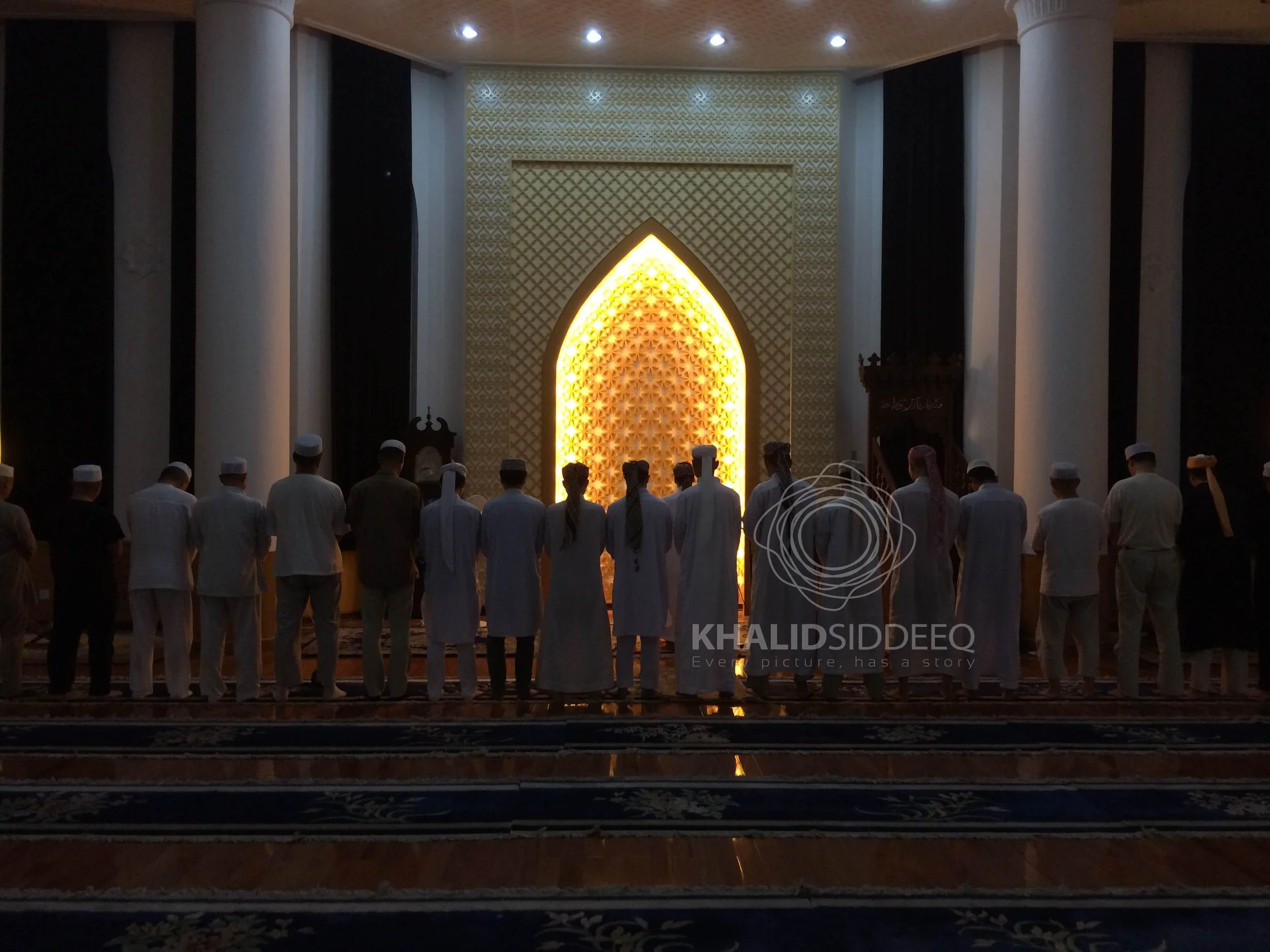 الجامع كما يبدو من الداخل