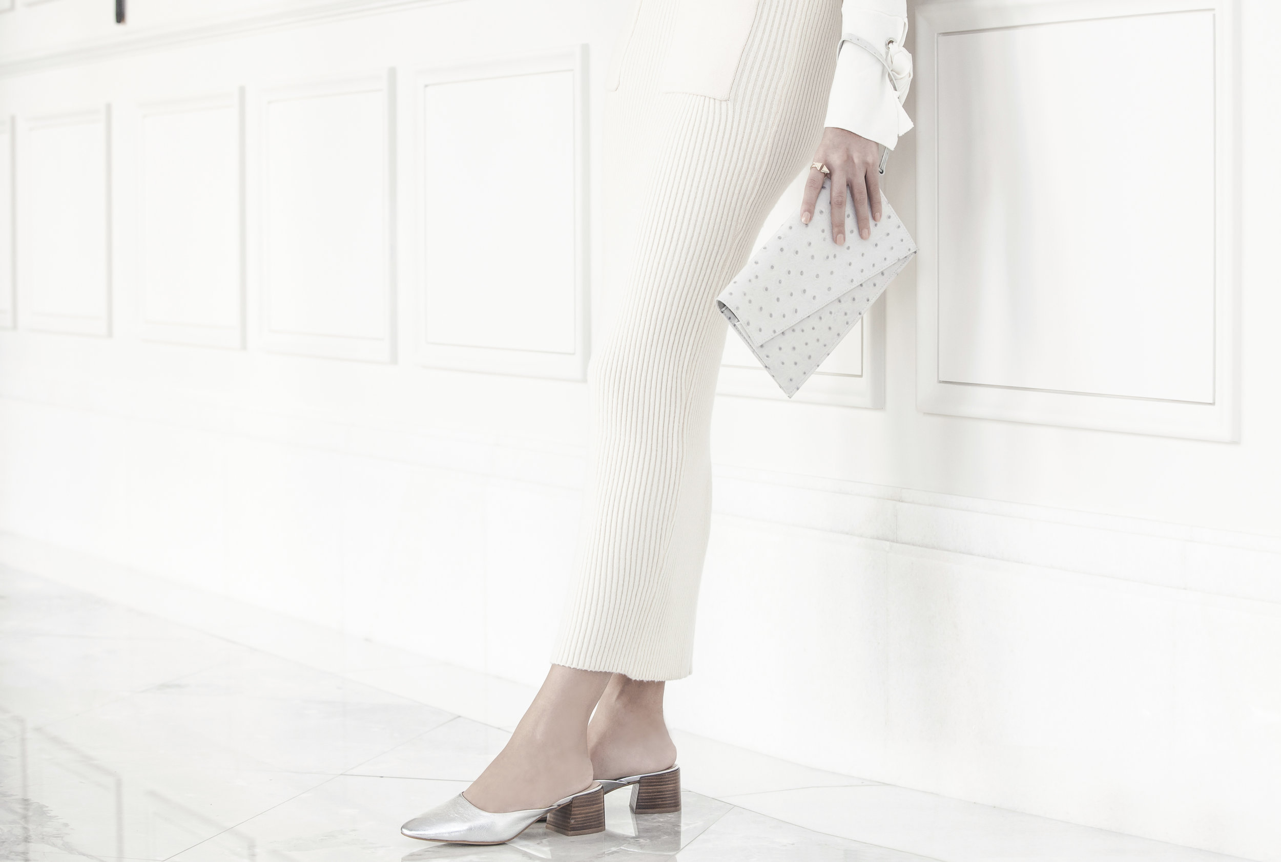The Chelsea Clutch - Ice Ostrich
