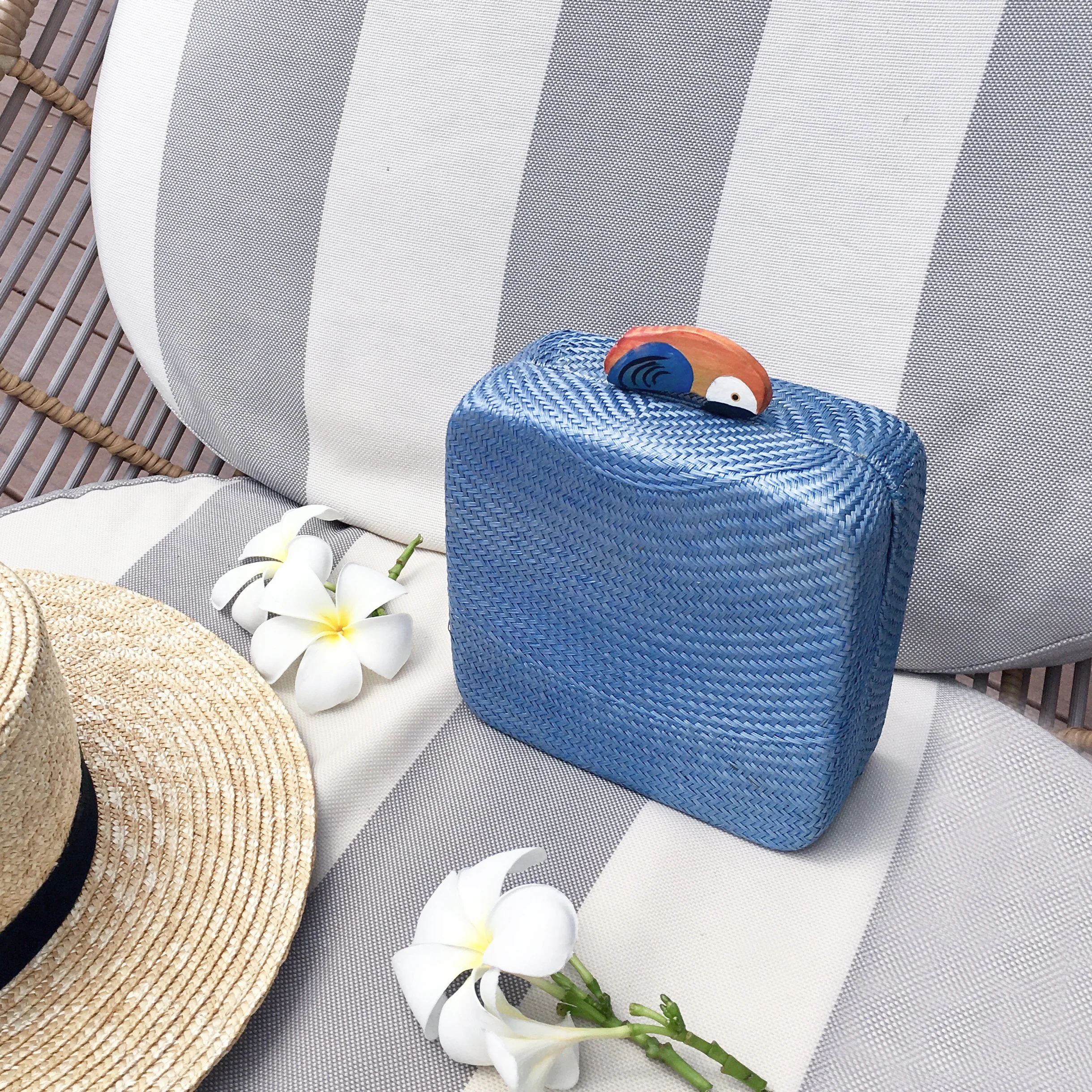 SERPUI Grazya Straw Bun Bag - Light Blue