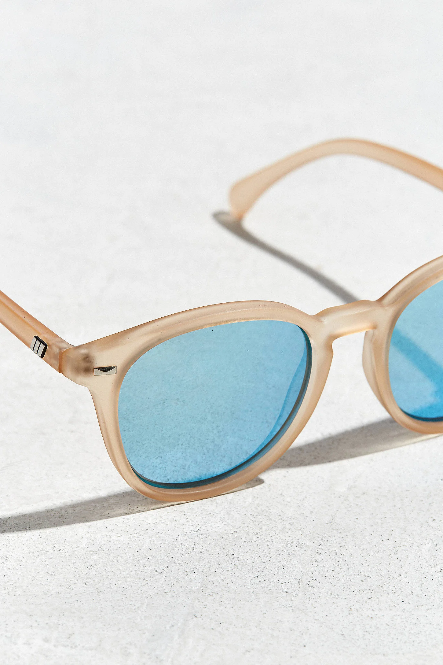 Le Specs Bandwagon Sunglasses - Raw Sugar