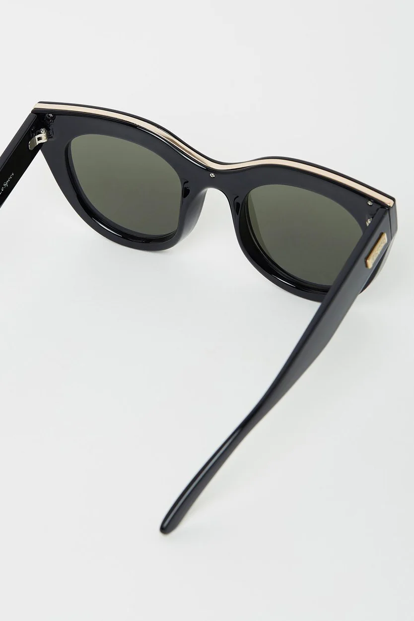 Le Specs Air Heart Sunglasses - Black