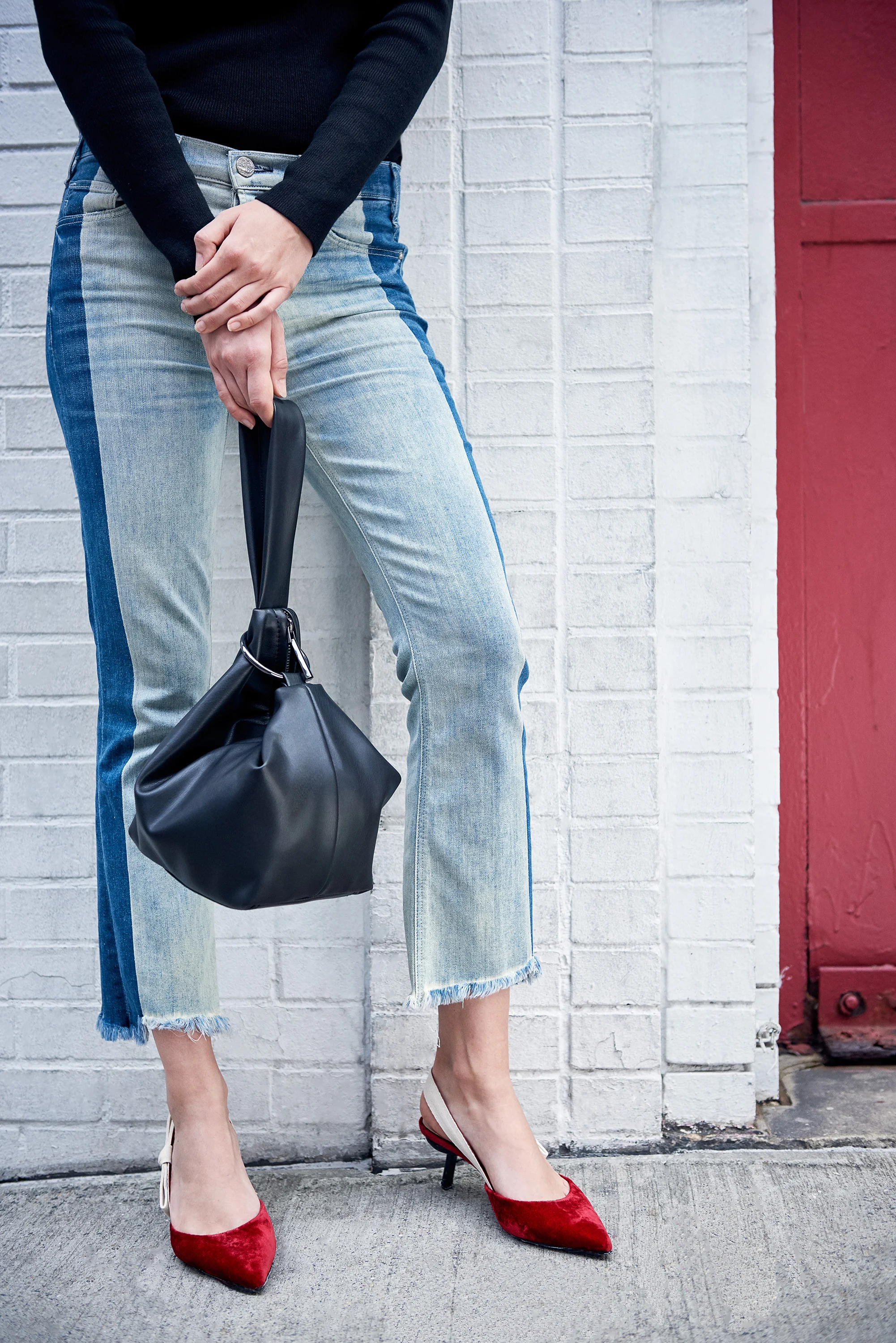 Inner Circle Wristlet Bag