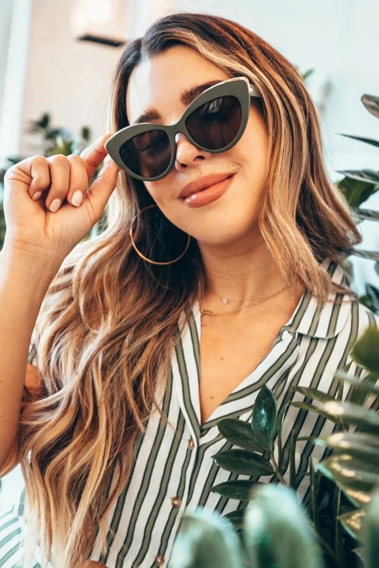 @cookingwithconfetti in Le Specs Beautiful Stranger Sunglasses - Black