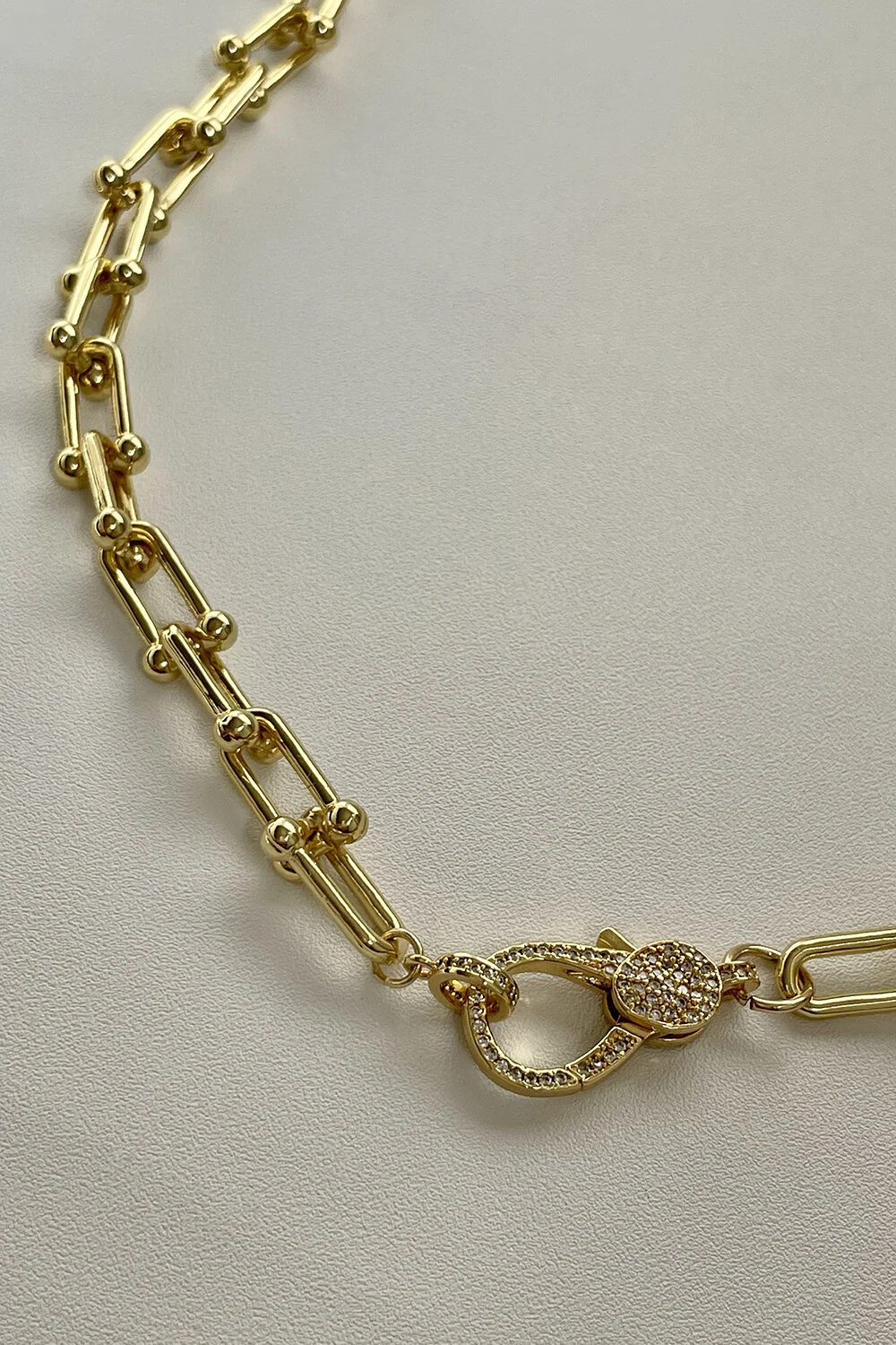IMWIM Link Necklace With Crystal