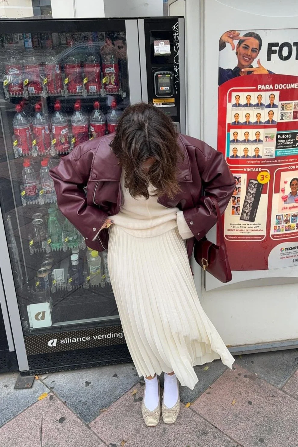 @camilacisnerosg in House of Sunny The Hybrid Jacket - Rouge