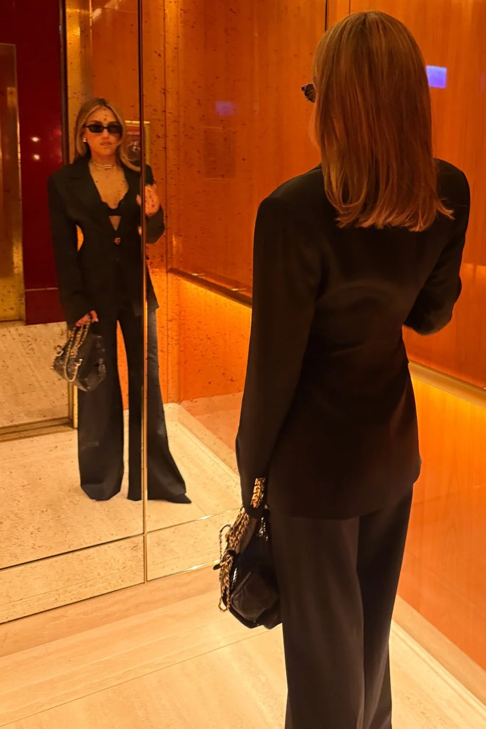 Jessica Alba in Pilferer Sunglasses - Black