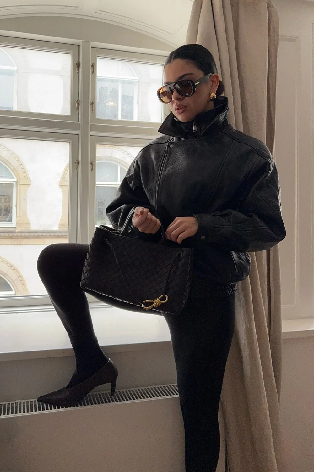 @bella.emar in Le Specs Dream Boat Sunglasses - Cocoa