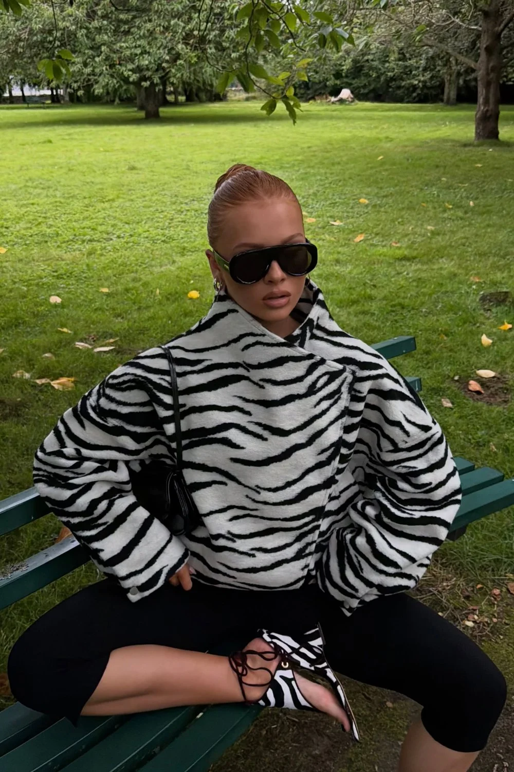 @hollyhoneyman in Le Specs Dream Boat Sunglasses - Black - Khaki Mono Polarized