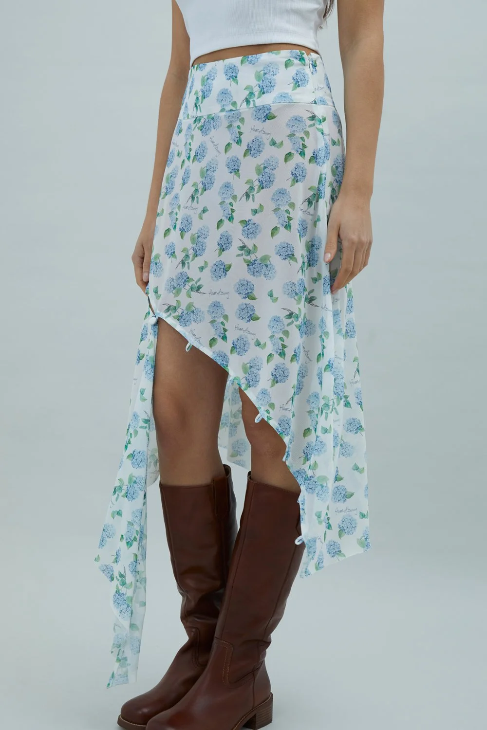 House of Sunny Hydrangea Asymmetric Mesh Skirt