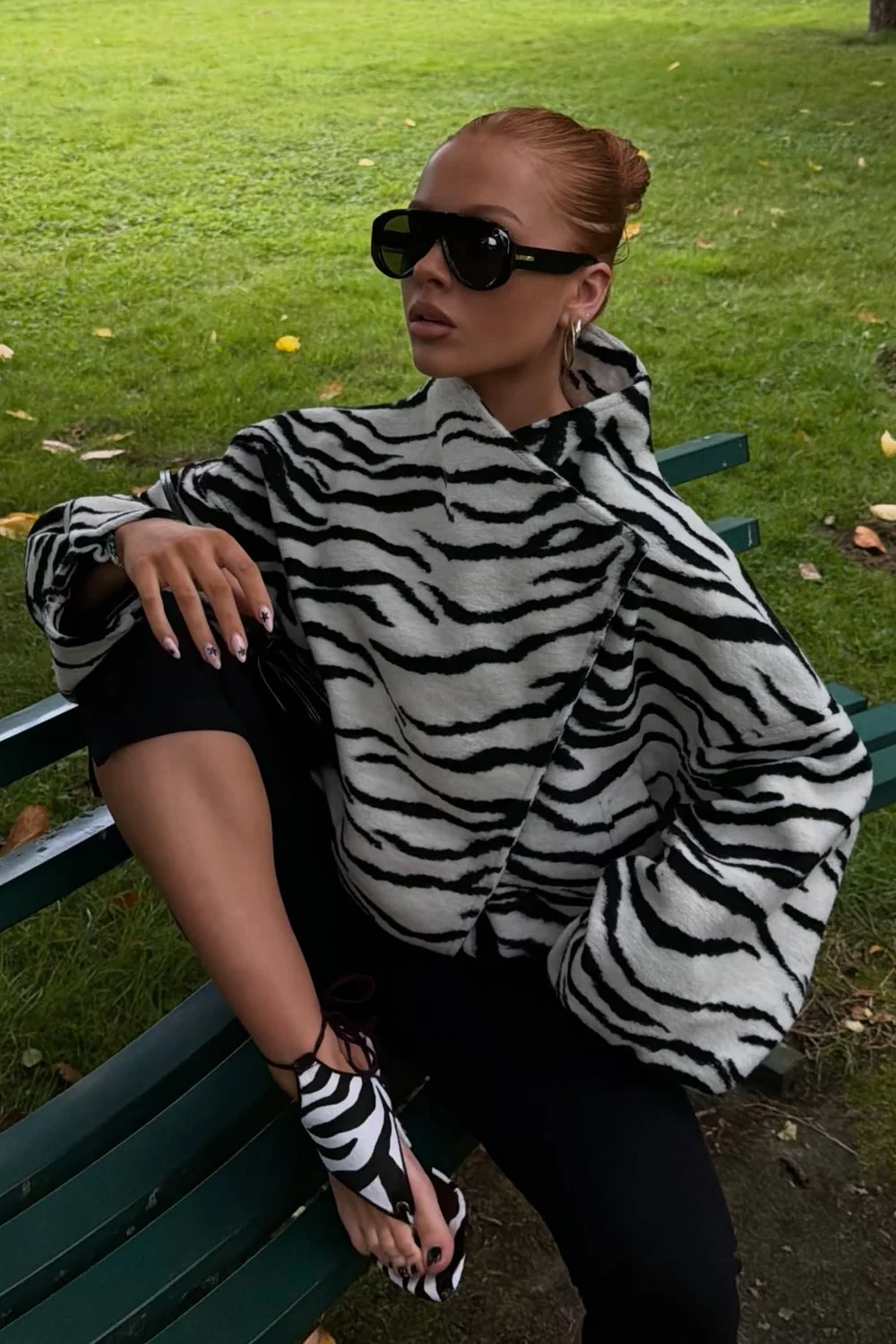 @hollyhoneyman in Le Specs Dream Boat Sunglasses - Black - Khaki Mono Polarized