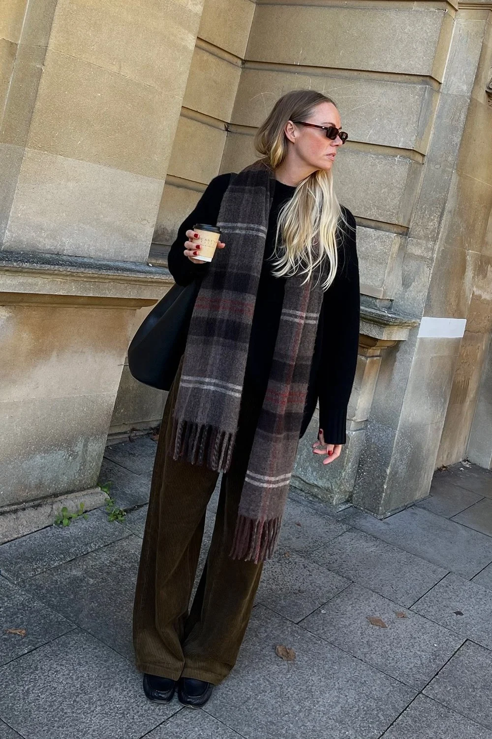 @samreid___ in Le Specs Pilferer Sunglasses - Toffee Tort