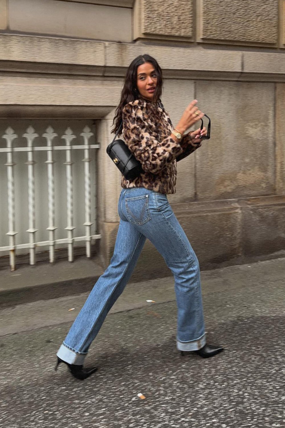 @jessideoliveira in House of Sunny Collarless Leopard Jacket