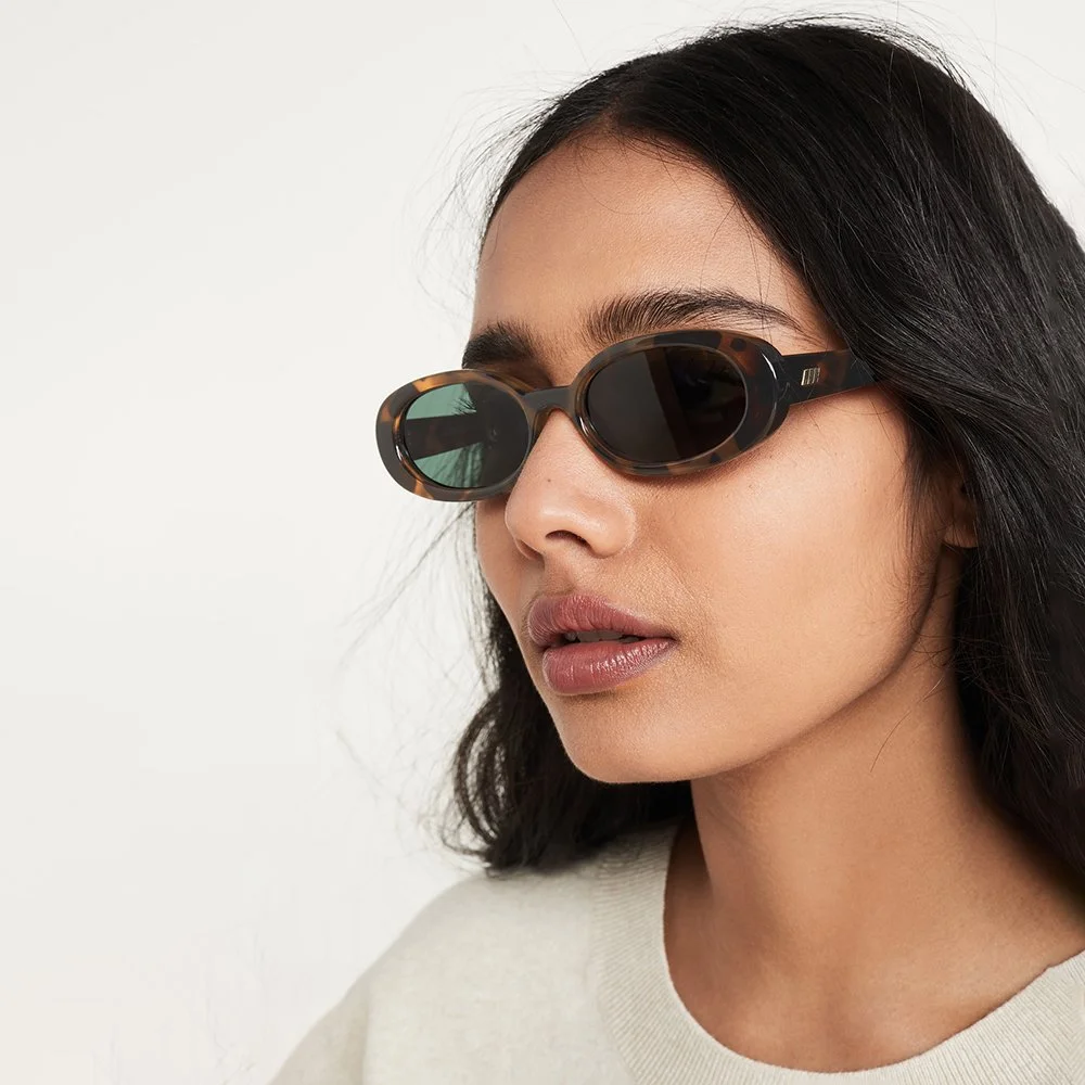 Le Specs Outta Love-Tort