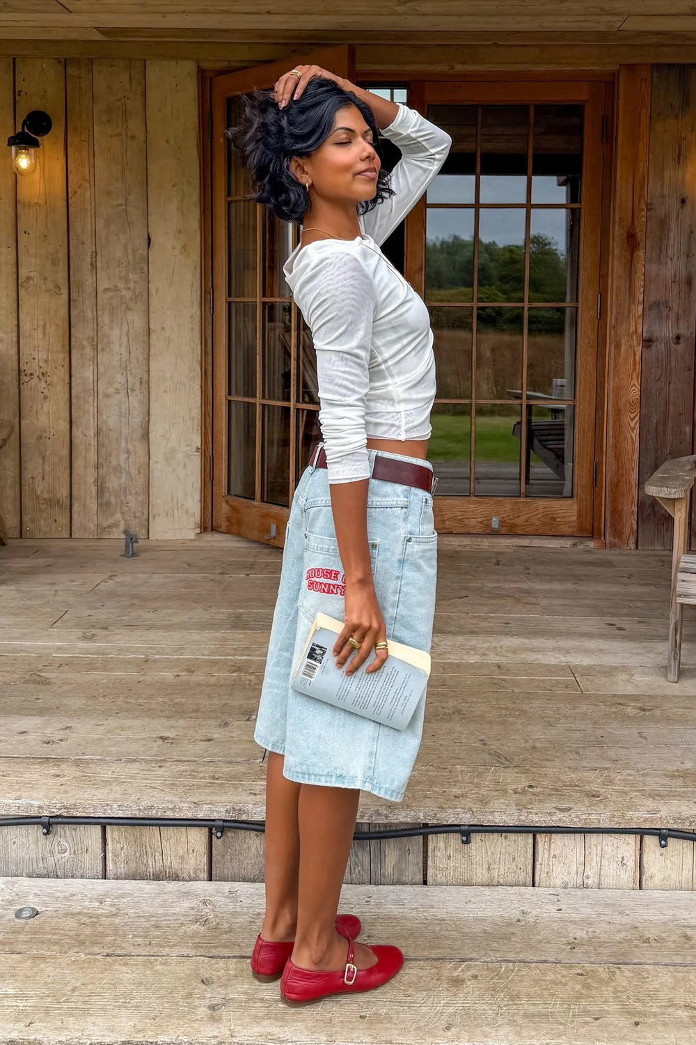 @poseandrepeat in House of Sunny Sundown Denim Shorts