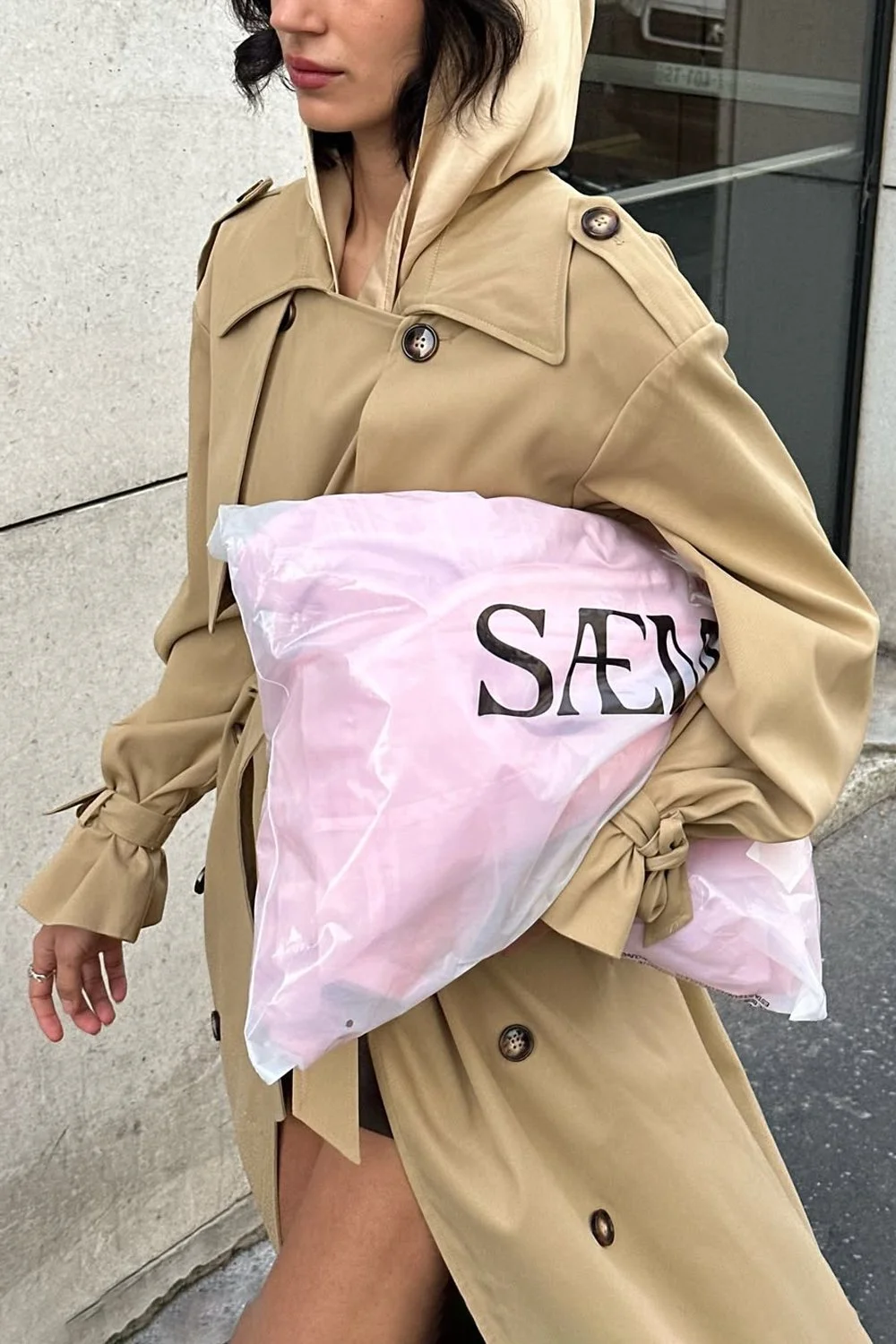 SAEMDI Aurora Trench