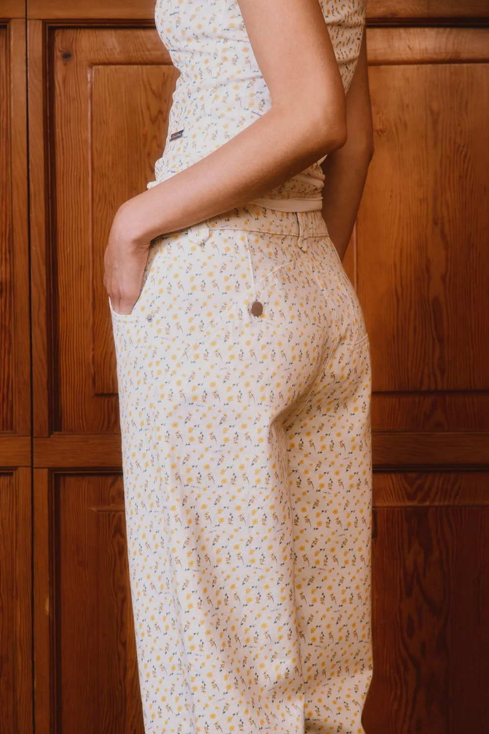 Double Layer Buttercup Mesh Vest-12.jpg