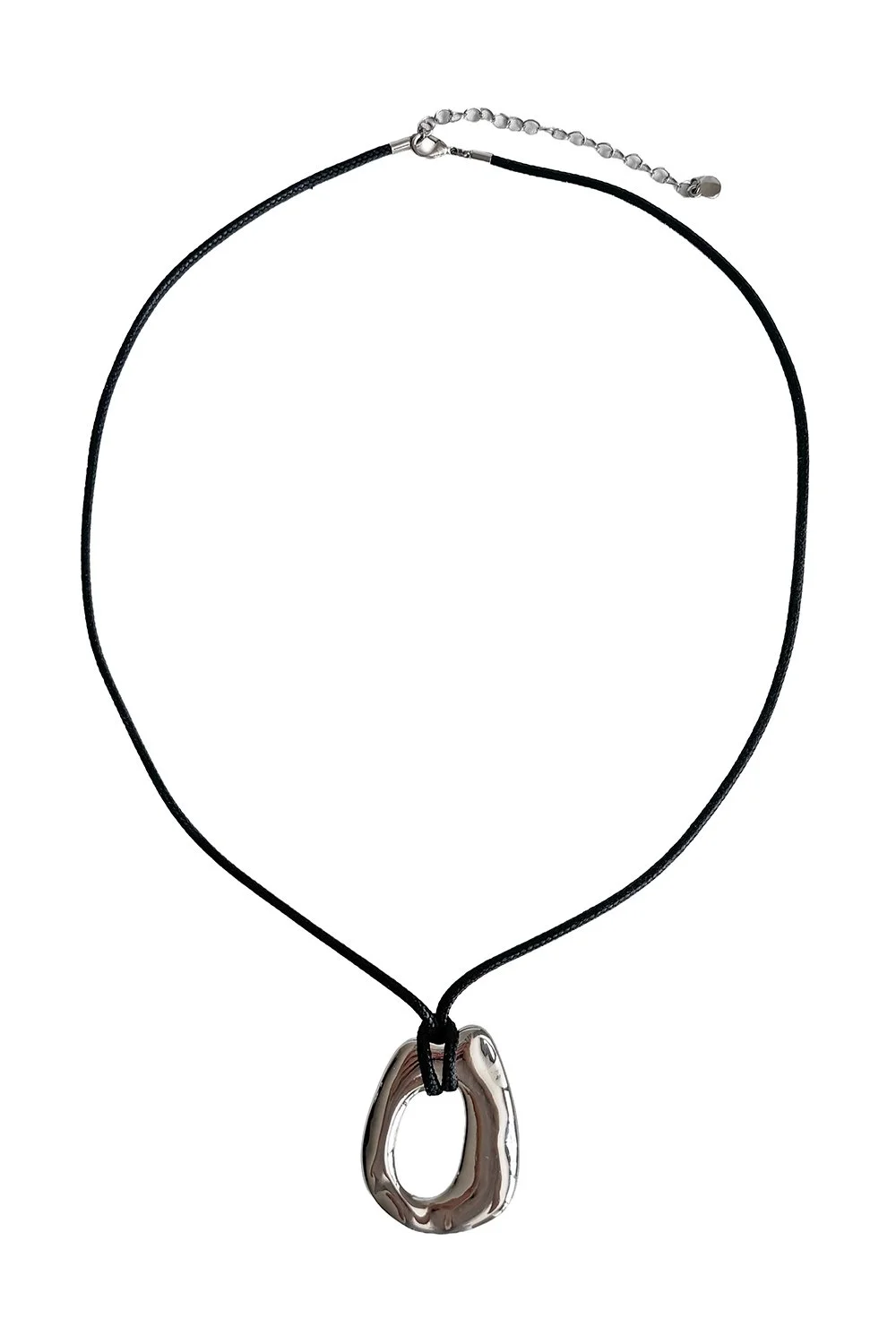 Metal Pendant Necklace