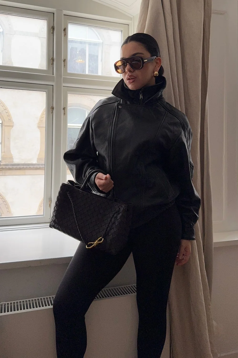 @bella.emar in Le Specs Dream Boat Sunglasses - Cocoa