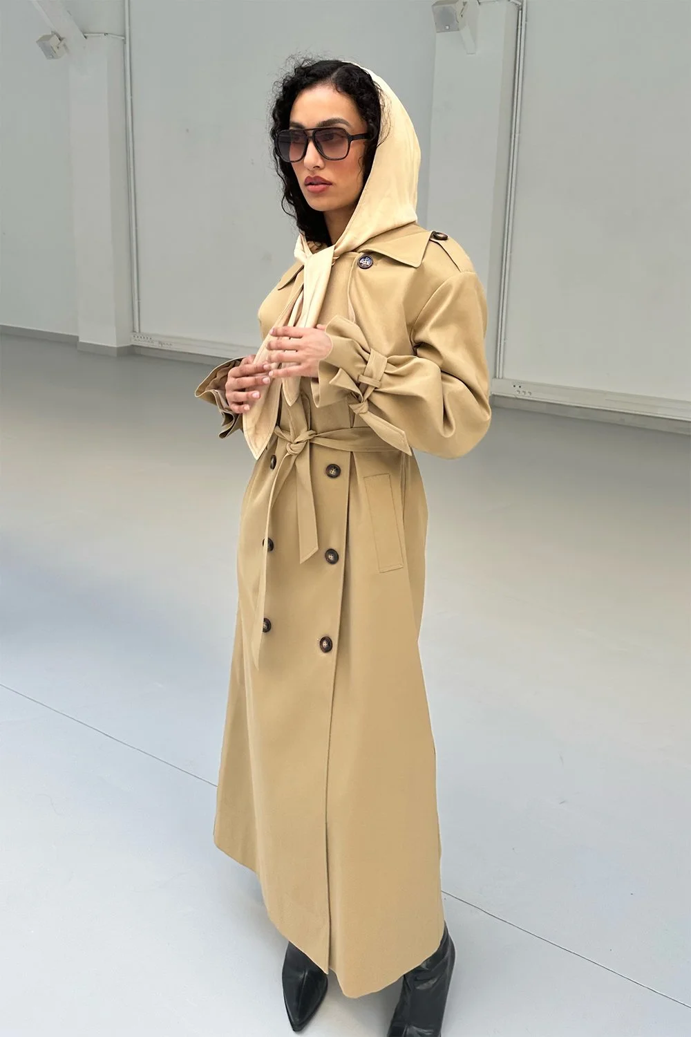 SAEMDI Aurora Trench