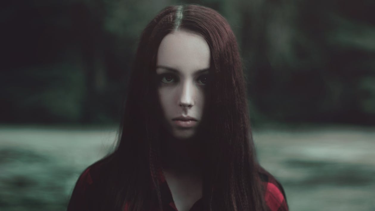 …. Angst ist ein Zerstörer. Er frisst sich in unsere Seele, Körper und Geist. Lassen Sie das nicht zu ! .. Fear is a destroyer. It devours us: spirit, mind and body. Don’t let it happen to you! ....
