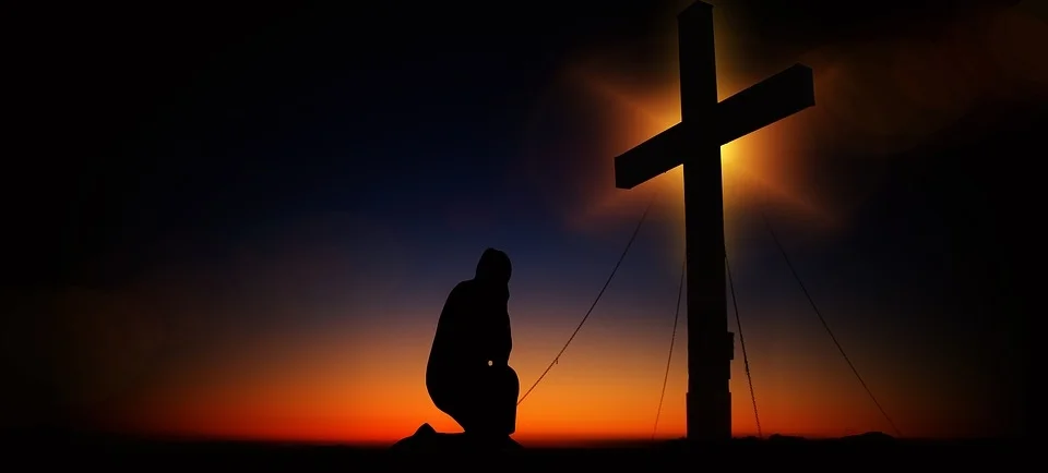 Alle diese guten Eigenschaften können HIER, beim KREUZ, bei JESUS, abgeholt werden. Ist das nicht sensationell ?