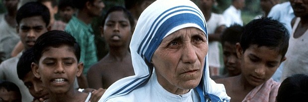 Wer Nächstenliebe leben will, hat einige wichtige Entscheidungen zu treffen. Damit ist kein Pokal zu erreichen. Vielleicht sogar Ablehnung. Aber sich für andere einsetzen macht inwendig glücklich. Selbstlosigkeit ist eine Tugend, die göttlich ist. Die Belohnung folgt später.