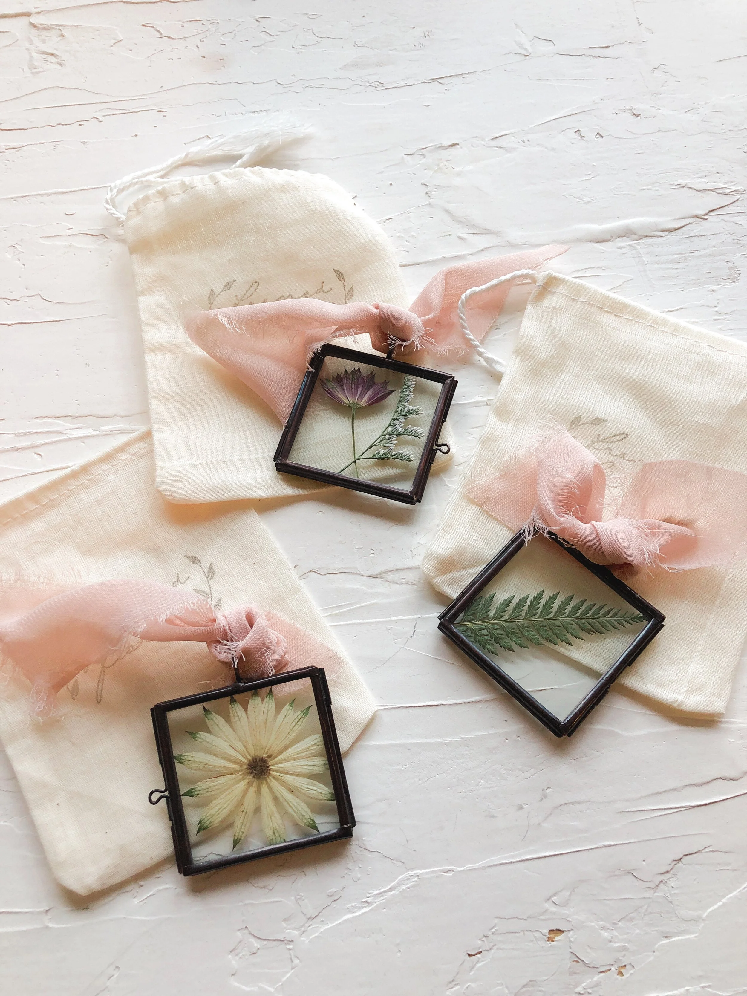 B053EAA0-3D74-4E60-9803-187E907F28A4