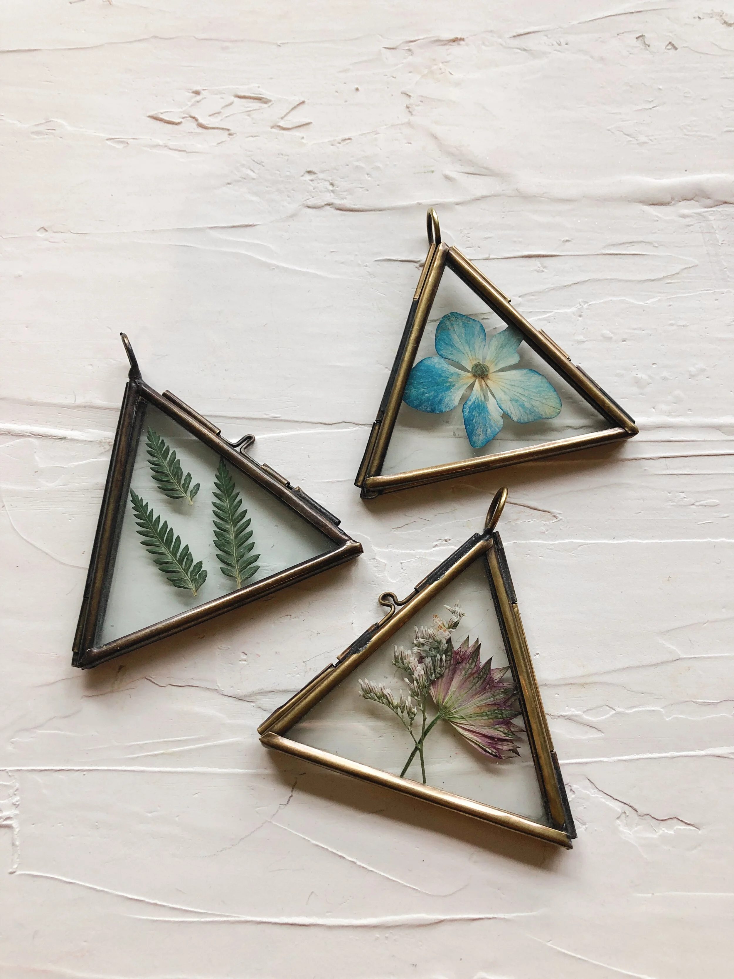 CD23728B-A5DF-458E-BB3E-EE282EF962BB