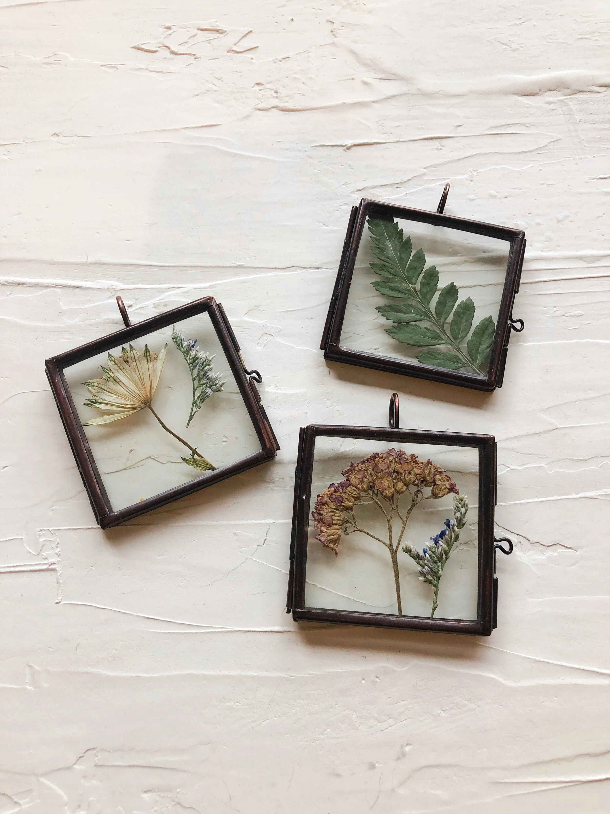 775421F9-8D3D-45A2-8992-7B1381ED1298