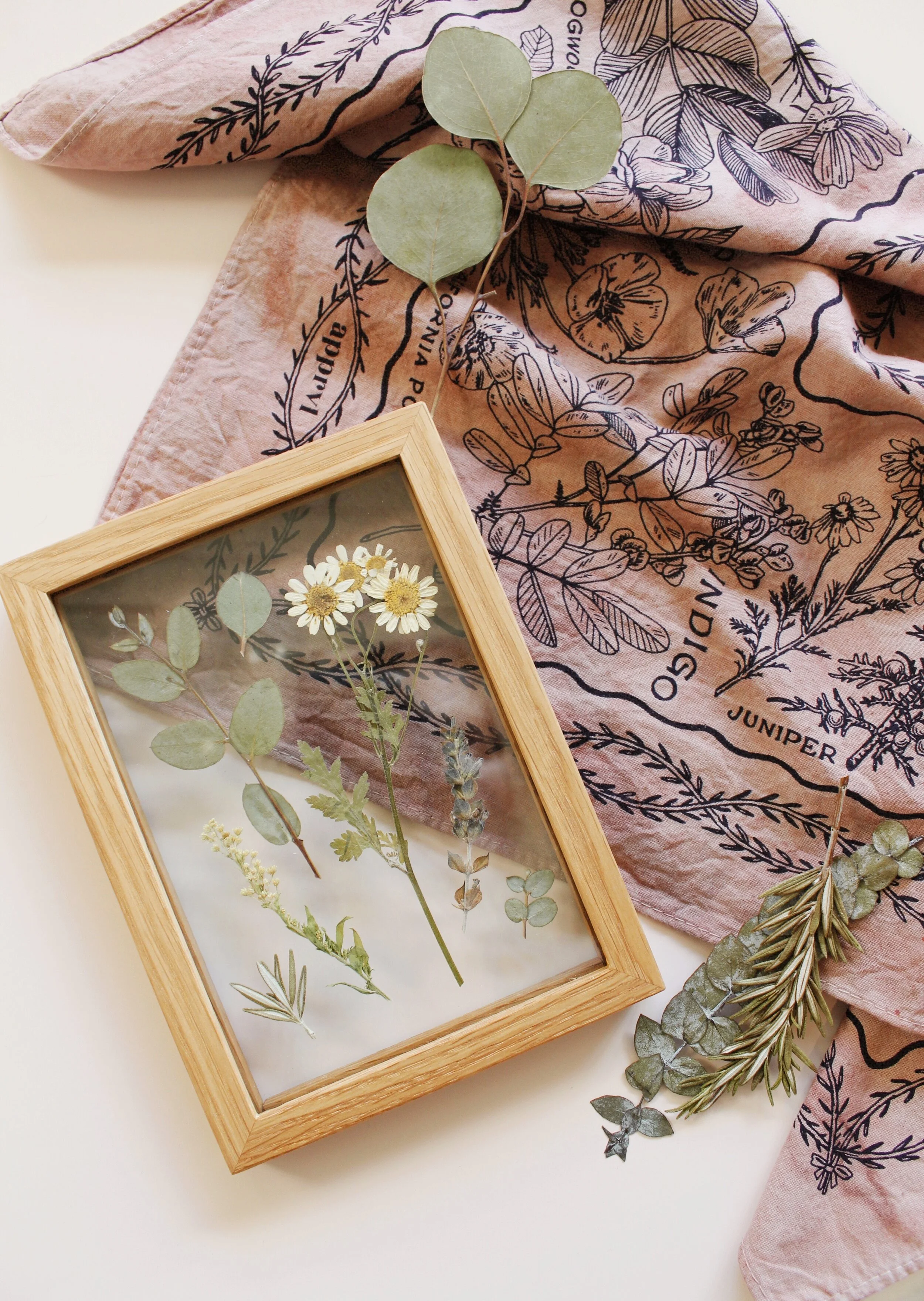 Custom Chamomile Frame